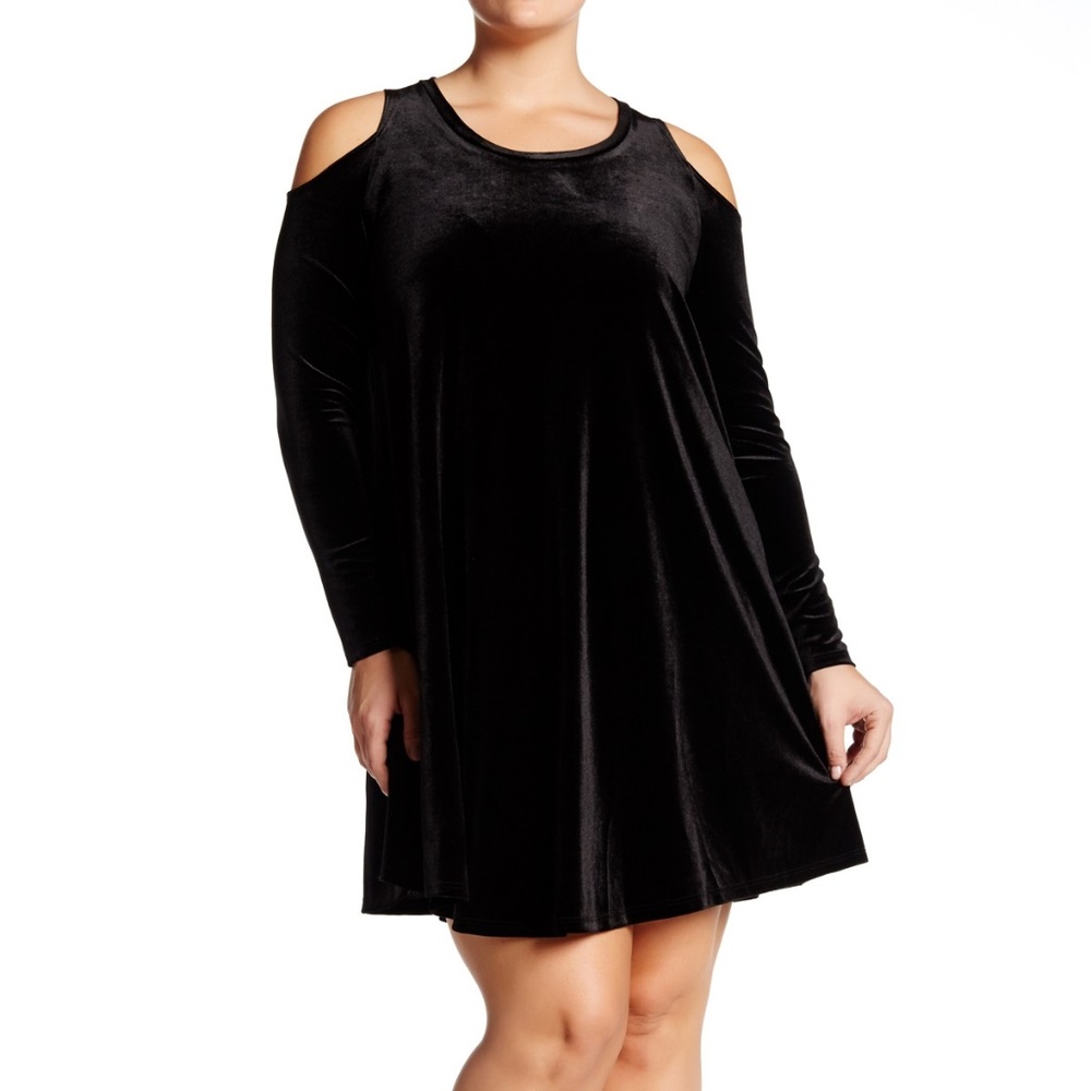 Vanity room velvet cold shoulder fit & flare dress